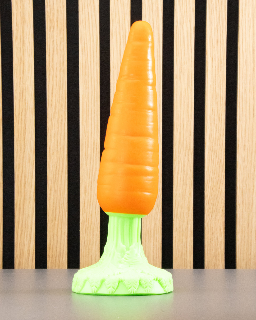Carrot - Large, Soft Shaft/Medium Base