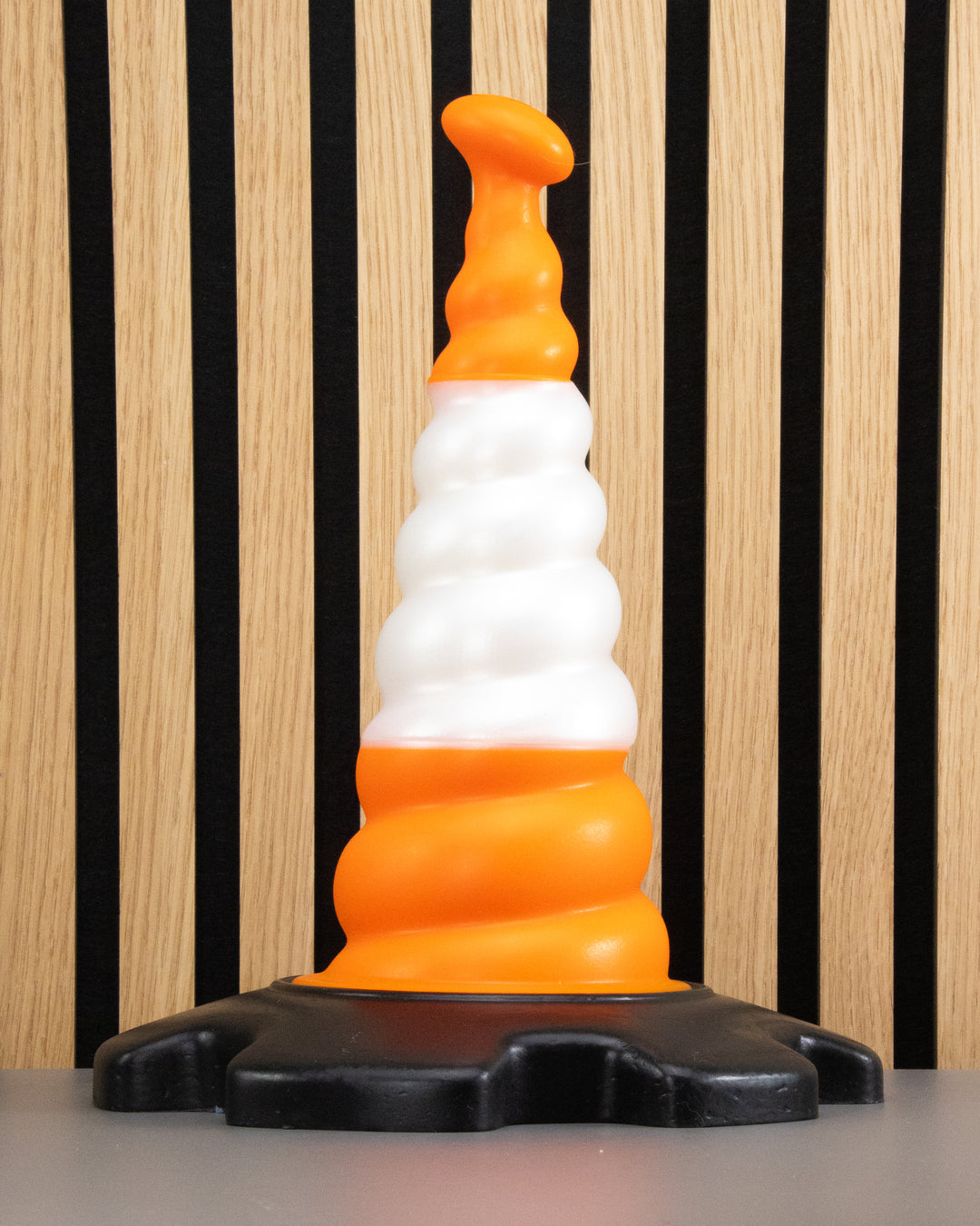 Twisty Cone - Large, Medium