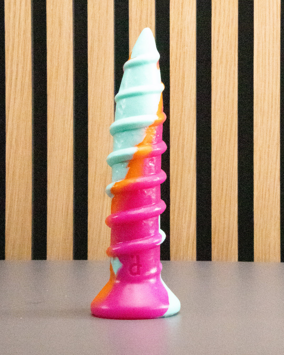 Screw - Medium, Medium