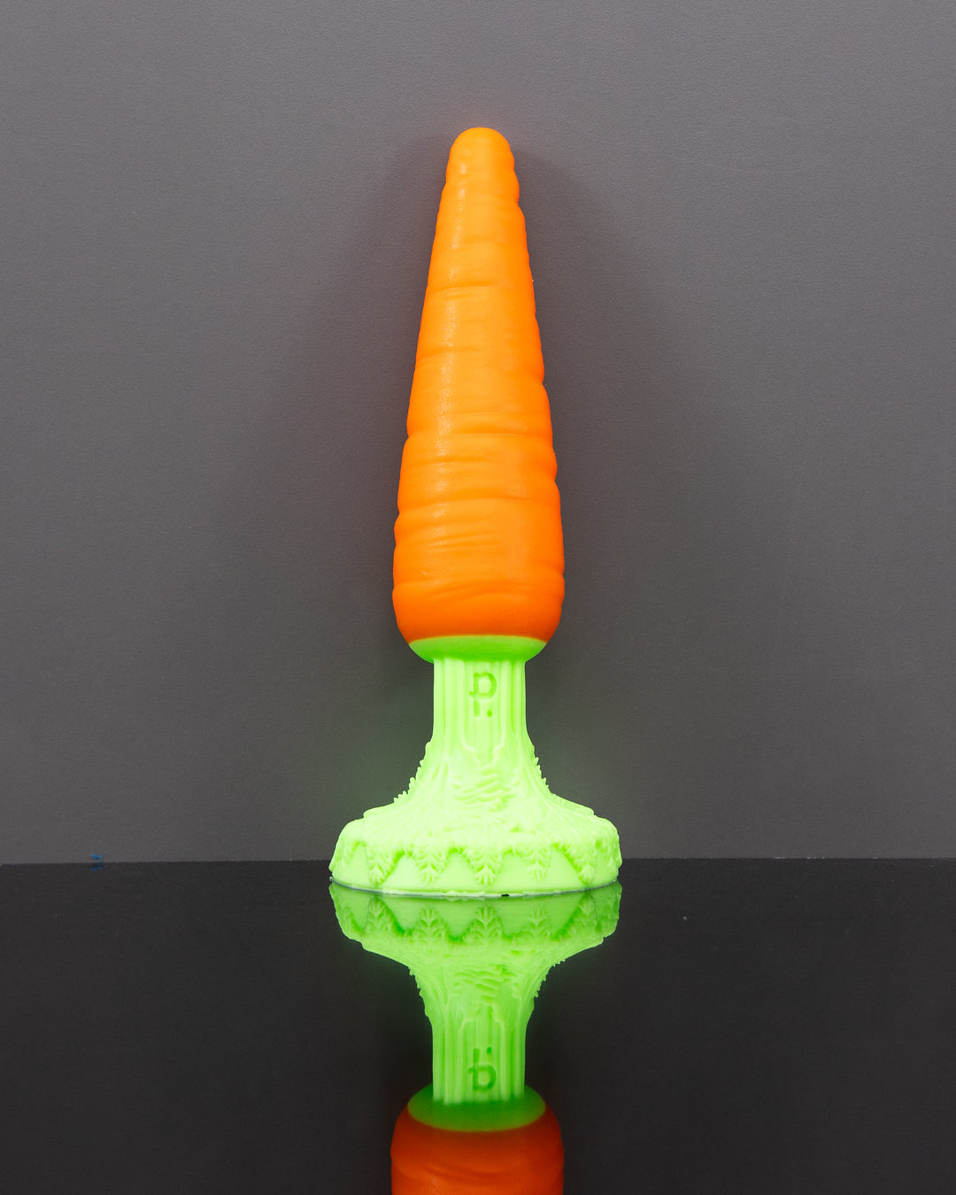 Carrot - Small, Medium