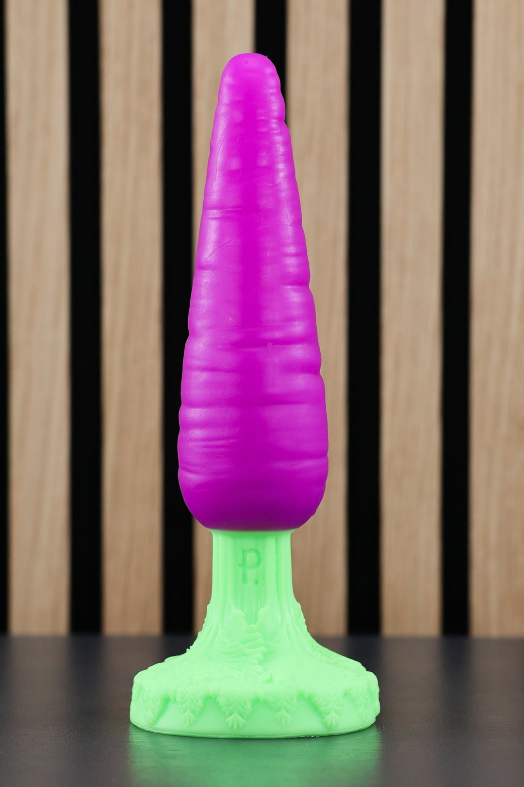 Carrot - Medium, Medium Firmness - PhreakClub