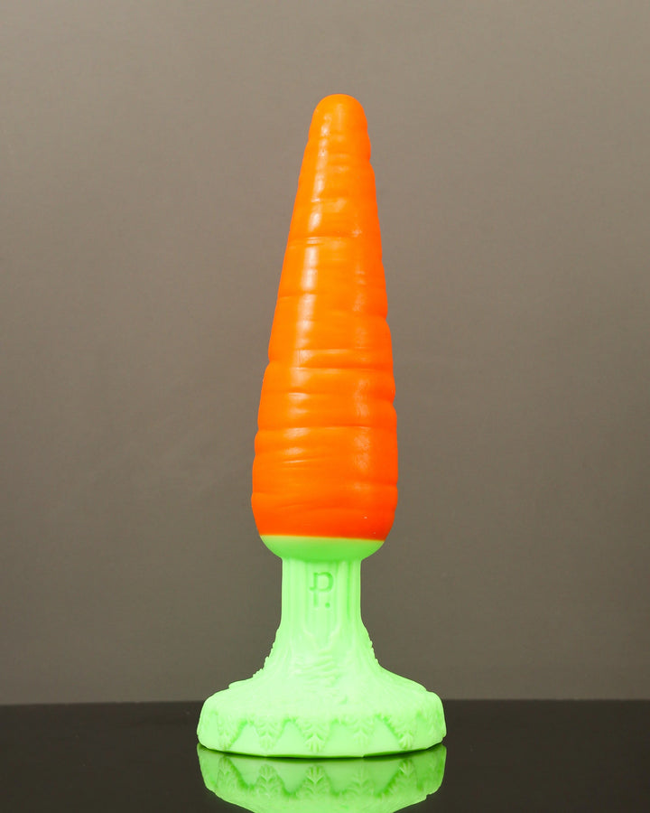 Carrot - Large, Soft Shaft/Firm Base - FLOP