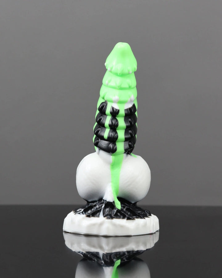 Dovah - Medium, Soft Shaft/Firm Base, Suction Cup - FLOP