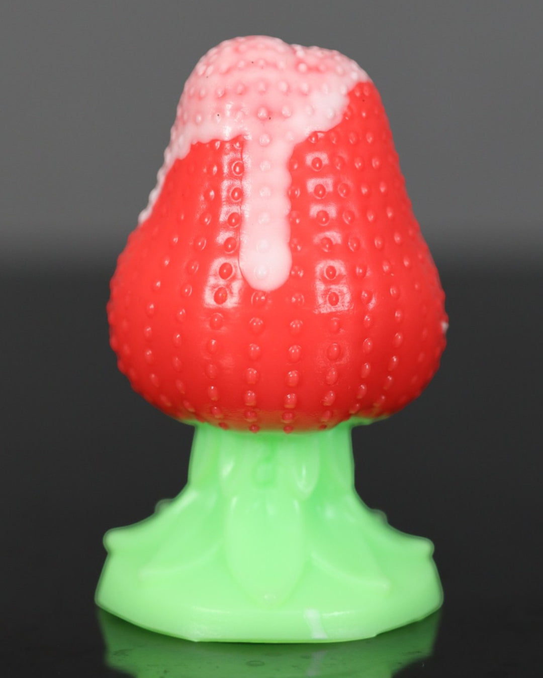 Strawberry Plug - Extra Small, Soft Shaft Firm Base