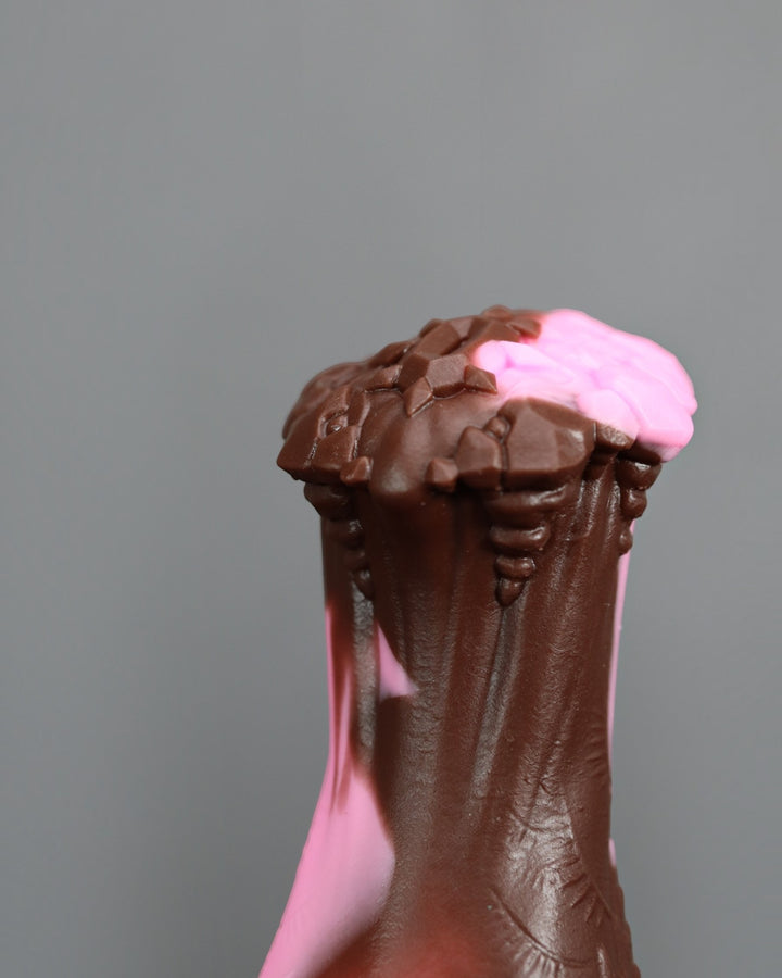 Frostmane - Small, Soft Shaft Firm Base, Air Bubbles