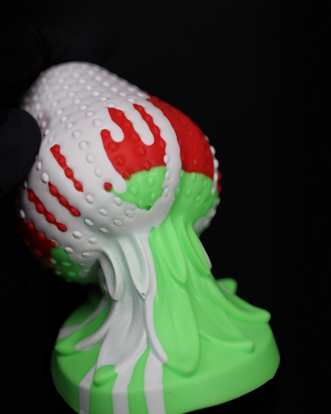 The Strawberry Plug - Large, Soft, Air Bubbles (FLOP)
