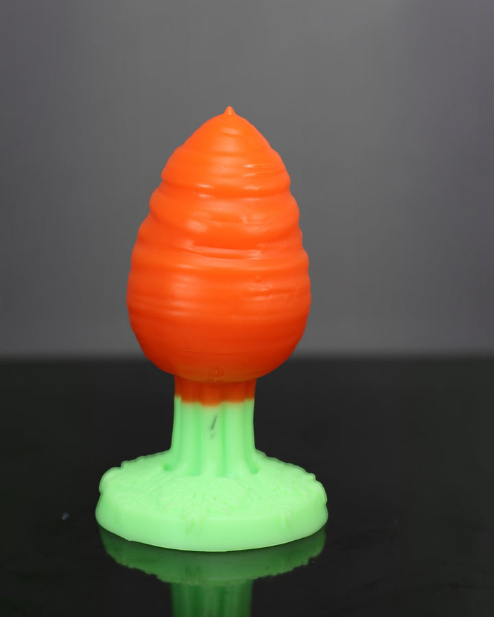 Carrot Plug - XL, Soft Shaft Firm Base, Inclusion