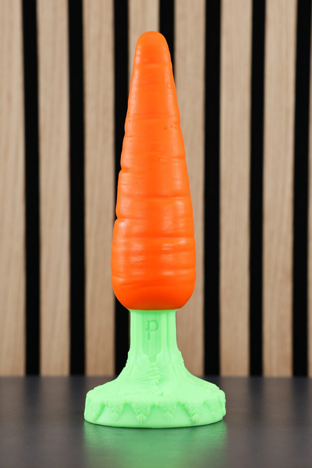 Carrot - Large, Firm - PhreakClub