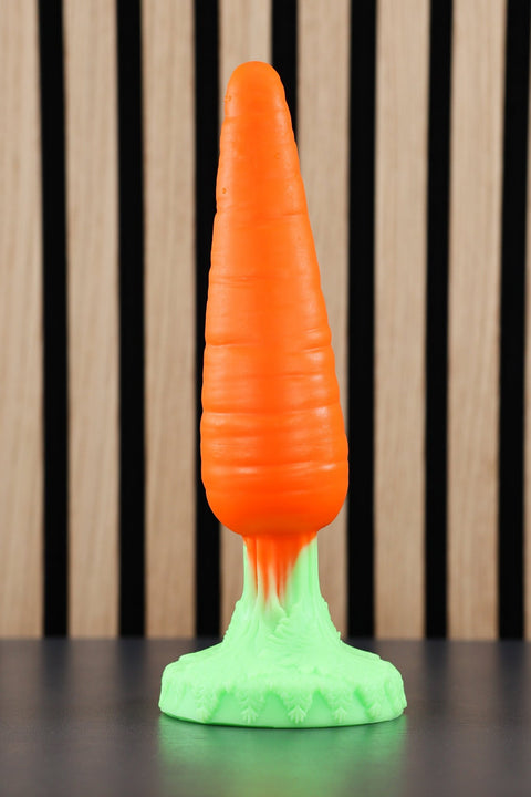 Carrot - Large, Soft Shaft/Firm Base - PhreakClub