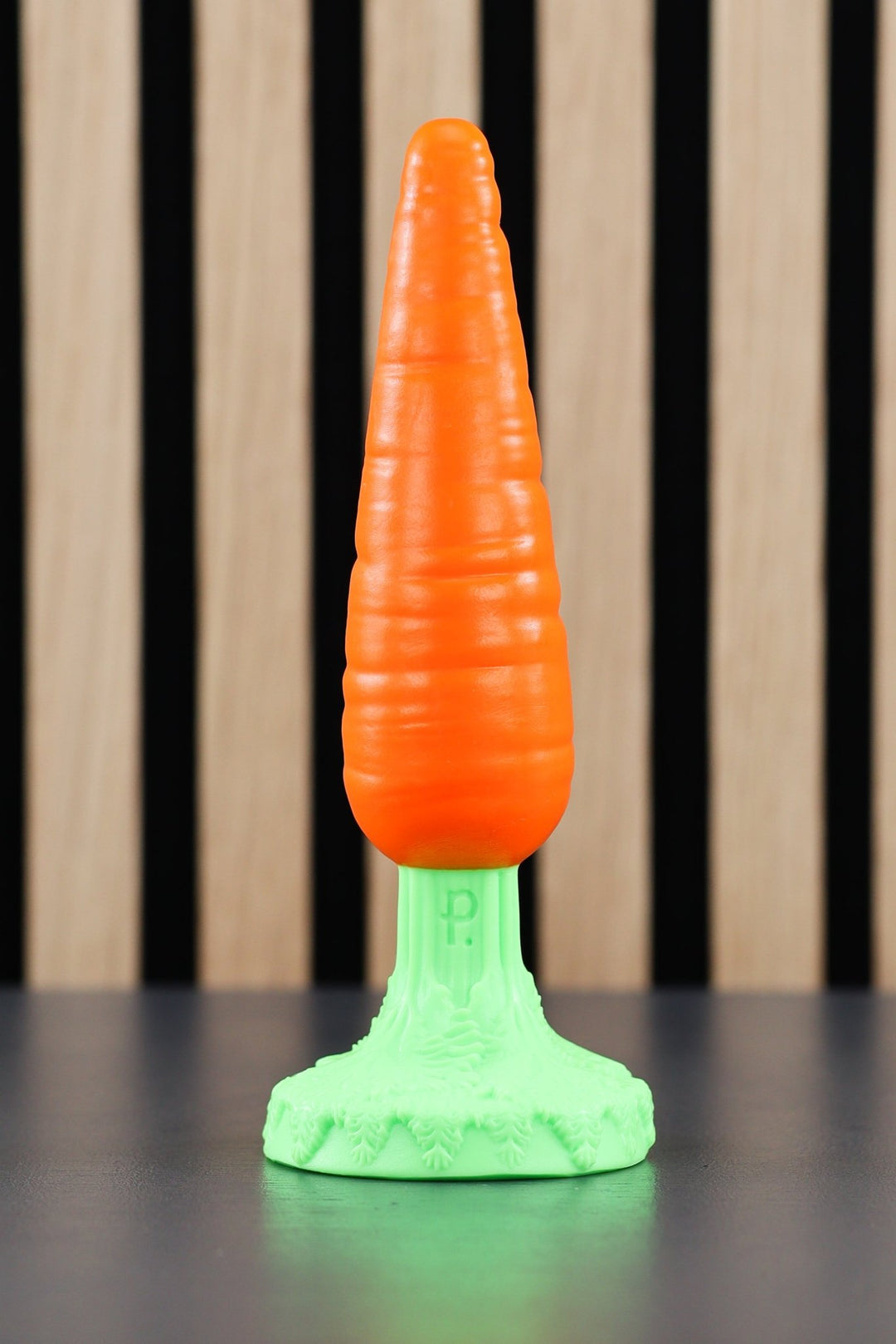 Carrot - Medium, Medium Firmness - PhreakClub