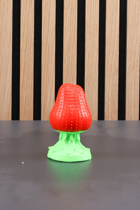 Strawberry Plug - Medium, Medium - FLOP - PhreakClub