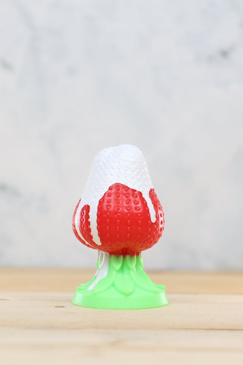 Strawberry Plug - Medium, Medium - FLOP (Bubbles) - PhreakClub